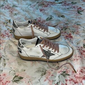 White Golden Goose Sneakers with Glitter Star